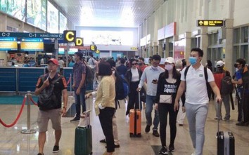Lắp thêm 2 thang máy phục vụ hành khách ở sân bay Tân Sơn Nhất