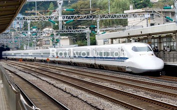 Nhật tái chế kim loại từ tàu Shinkansen “hết đát”