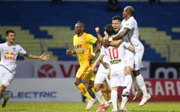 Kết quả V-League: HAGL đánh bại Thanh Hóa trong trận cầu có 2 quả phạt đền