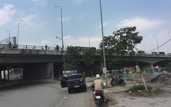 Tá hỏa phát hiện người đàn ông chết cháy dưới chân cầu Đồng Nai