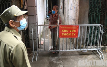Cận cảnh con ngõ "nội bất xuất, ngoại bất nhập" trên phố Kim Mã