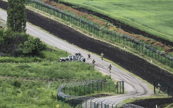 Quân đội Ukraine đã đào 400 km hào chống tăng sát biên giới Nga