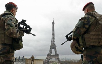 Gần 50.000 quân nhân Pháp khẩn thiết cảnh báo về nguy cơ nội chiến
