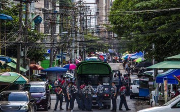 Myanmar thiết quân luật sau khi đồn cảnh sát, ngân hàng bị tấn công