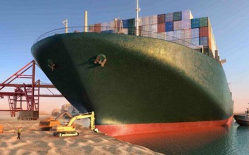 Chủ tàu Ever Given tiết lộ bằng chứng tố ban quản lý Suez khiến tàu mắc cạn