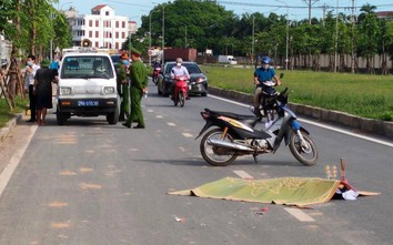 Điều tra vụ cụ bà tử vong cạnh chiếc xe đạp trên đường Trịnh Văn Bô