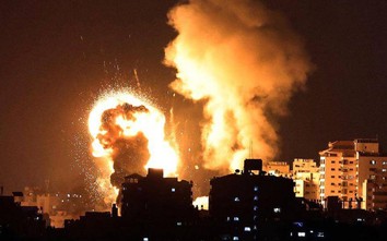 Video Israel không kích Hamas dữ dội, bắn phá khu quân sự quan trọng