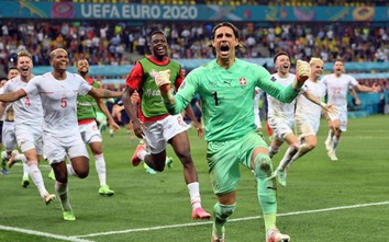 Video: Loạt sút luân lưu đứng tim khiến Pháp chia tay EURO 2020