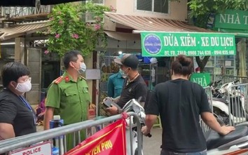 Công an quận vào cuộc vụ 2 vợ chồng chống đối ở chốt kiểm dịch chợ Yên Phụ