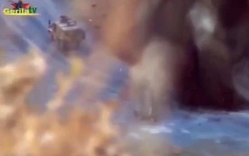 Video: Trúng tên lửa Kornet, xe bọc thép Thổ Nhĩ Kỳ văng xa hàng chục mét