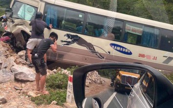 Tai nạn ở Lạng Sơn: Nam thanh niên tử vong sau cú đấu đầu xe khách