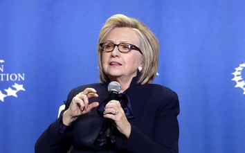Cựu Ngoại trưởng Mỹ Hillary Clinton quyên tiền cứu phụ nữ Afghanistan
