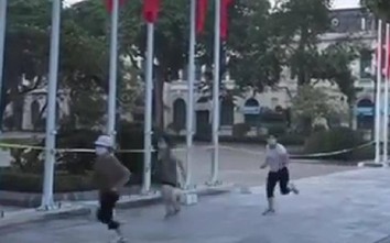 4 phụ nữ chạy thể dục, dắt chó đi dạo ở phố cổ Thủ đô bị phạt 8 triệu đồng
