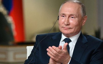 Tổng thống Nga Vladimir Putin bước sang tuổi 69