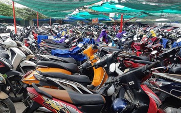 Hà Nội: Nở rộ bãi xe không phép sau giãn cách