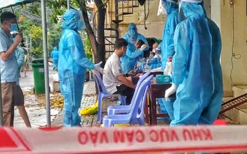 Hà Nội: Quận Ba Đình khẩn tìm người tới 8 địa điểm liên quan ca Covid-19