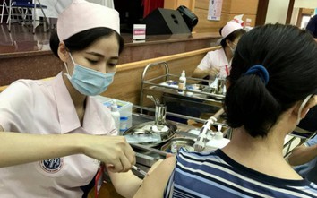 Phó chủ tịch TP.HCM: Một số người đã tiêm đủ 2 mũi vaccine vẫn tử vong