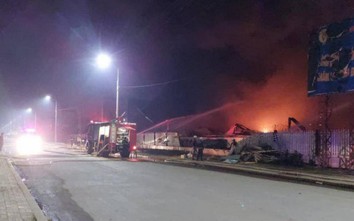 Bắc Giang:Nhân chứng kể phút xưởng nhựa cháy khi 10 công nhân đang làm việc