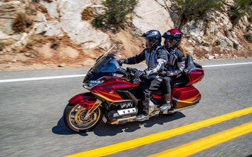 Top 10 mẫu xe mô tô 2022 đáng sở hữu nhất: Honda Gold Wing đầu bảng