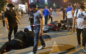 Hà Nội tạm giữ 14 "quái xế" bị vây bắt như phim hành động trong đêm