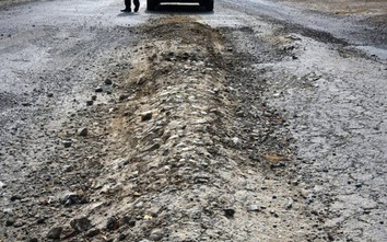 Tuyên Quang: Gần 50 tỉ nâng cấp 7 km đường, sau 5 tháng sử dụng lại hỏng