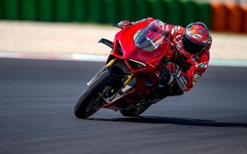 Siêu "quái thú" Ducati Panigale V4 2022 chính thức ra mắt