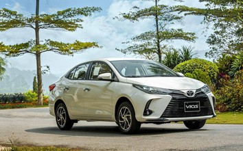 Toyota Vios giảm giá tới 45 triệu đồng, quyết giành "ngôi vương" doanh số