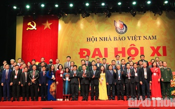 Ra mắt Ban chấp hành Hội Nhà báo Việt Nam khóa XI