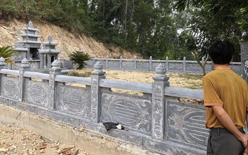 Nghệ An: Xã "bật đèn xanh" cho phá đồi, bán đất xây lăng mộ?