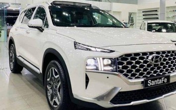 Giá xe Hyundai SantaFe tháng 1/2022: Khan hàng, chênh giá 20 triệu đồng