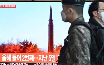Mỹ hành động bất thường vì Triều Tiên phóng tên lửa siêu âm?