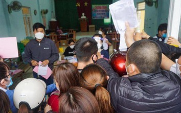 Sinh viên Đà Nẵng tăng cường hỗ trợ trạm y tế lưu động "vỡ trận" quá tải F0
