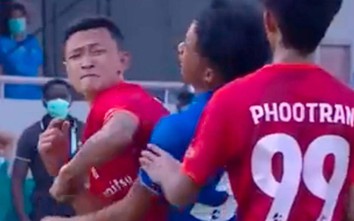 Cầu thủ Thái Lan nguy cơ ngồi tù vì đánh đối thủ rách mặt