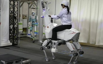 Kawasaki chế tạo robot dê đưa người đi dạo