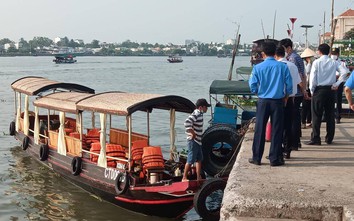 Siết chặt trật tự ATGT tại điểm du lịch bến Ninh Kiều ở Cần Thơ