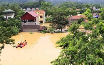 Giải cứu hàng chục người khỏi vùng chia cắt, ngập lụt tại Lạng Sơn