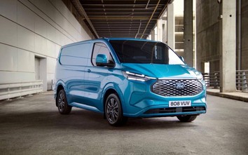 Ford Transit ra mắt phiên bản chạy điện hoàn toàn mới