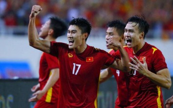 Tặng cả năm bay không biên giới cho cầu thủ bóng đá vô địch SEA Games