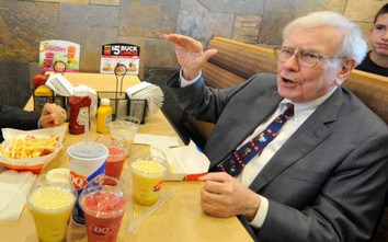 Chi tới 441 tỉ VNĐ để được ăn trưa với tỷ phú Warren Buffett