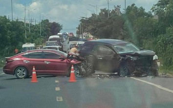 2 ô tô va chạm trên QL20 qua Lâm Đồng, 5 người bị thương