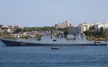 Ukraine tuyên bố muốn tấn công bán đảo Crimea, tàu chiến Nga