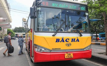 Hà Nội cho phép dừng hợp đồng thầu loạt tuyến buýt của Bắc Hà