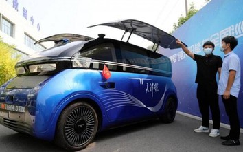 Cận cảnh xe điện tự lái chạy bằng năng lượng mặt trời của Trung Quốc