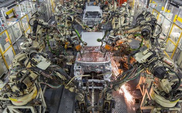 Toyota Nhật Bản giảm 42% lợi nhuận do trục trặc chuỗi cung ứng
