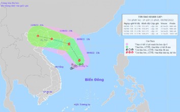Biển Đông đón bão Mulan, cơn bão số 2 trong năm