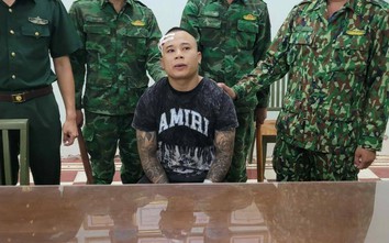 Phát hiện súng, đạn trong hành lý của thanh niên nhập cảnh từ Campuchia về