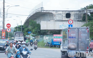 Những cây cầu ở TP.HCM “đắp chiếu” nhiều năm, chưa hẹn ngày nối nhịp