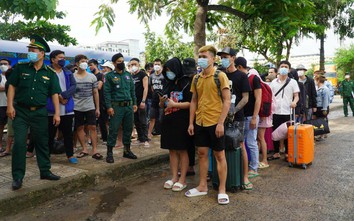 Tiếp nhận 71 người tháo chạy khỏi casino ở Campuchia qua cửa khẩu Mộc Bài