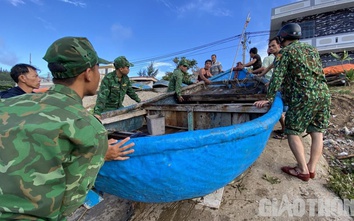 Đảo Lý Sơn - nơi đầu tiên bão Noru đổ bộ "chạy đua" chống bão