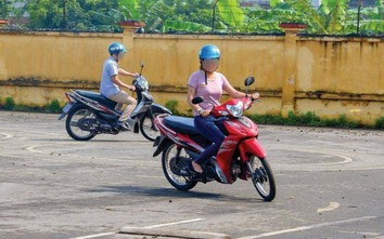 Sóc Trăng đào tạo lái xe cho đồng bào Khmer không biết đọc, viết tiếng Việt